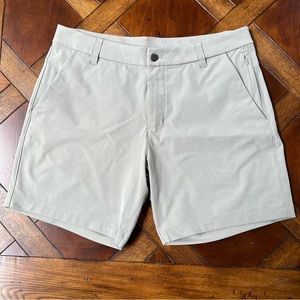 Lululemon Commission Classic-Fit Short 7”